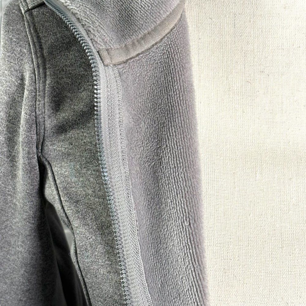 💸 The North Face EUC Grey Agave Lined Jacket Womens Size Small Petite 1376 - Picture 2 of 8